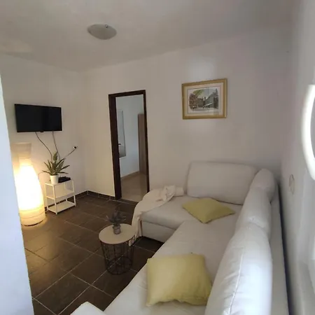 Apartment Paraiso *